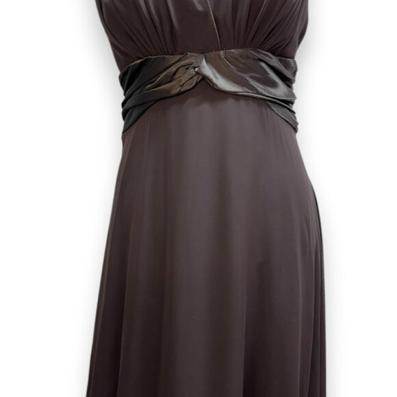 Connected dark chocolate brown halter vneck dress - Picture 3 of 8